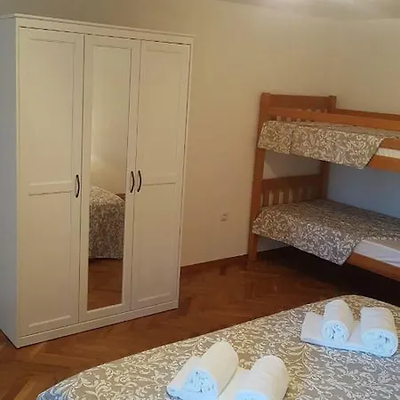 Nona Marija * Izola