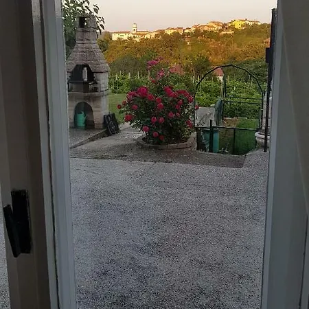 Nona Marija Izola